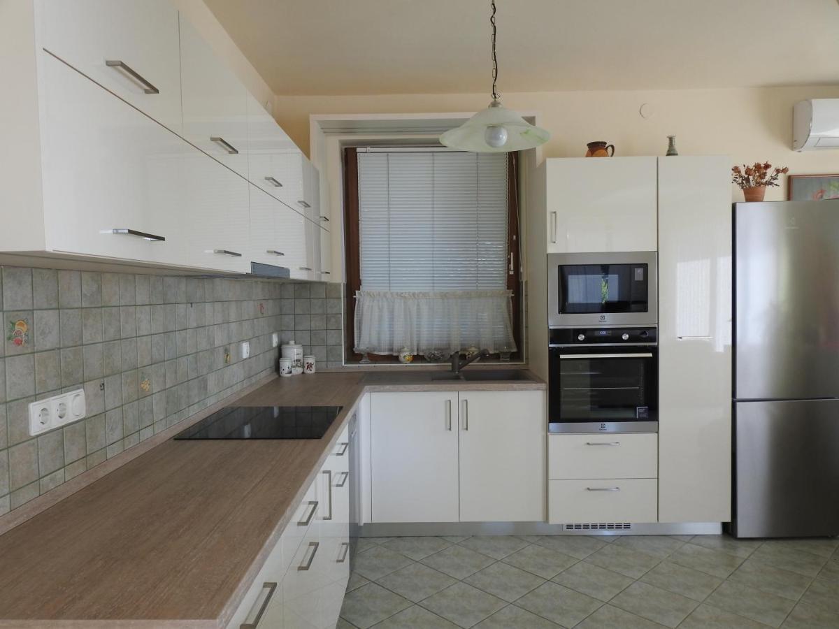Petra Apartmanhaz Бадачоньтомай Екстер'єр фото